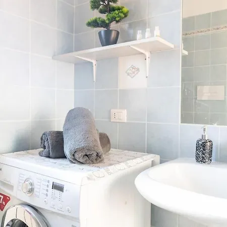 Charming House -10 Min Walk To The Center-