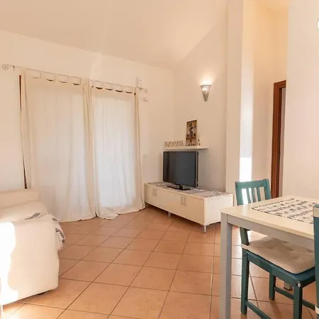Apartment Charming House -10 Min Walk To The Center- Olbia